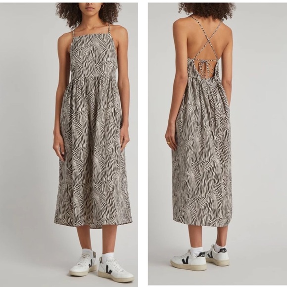 NWT LEVI'S Amilijia Dress Zebra Print Oversized - Picture 1 of 10
